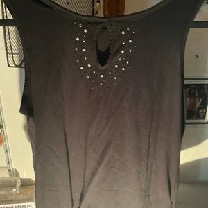 Tank with beaded design